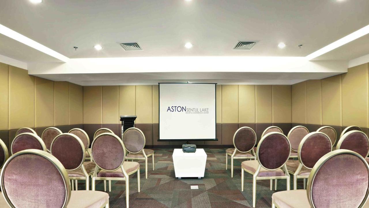 Aston Sentul Lake Resort & Conference Center Bogor Exterior foto